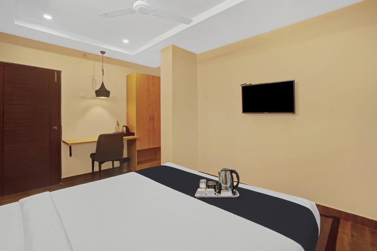 Capital O De Alphabet Kakinada Hotel Exterior photo