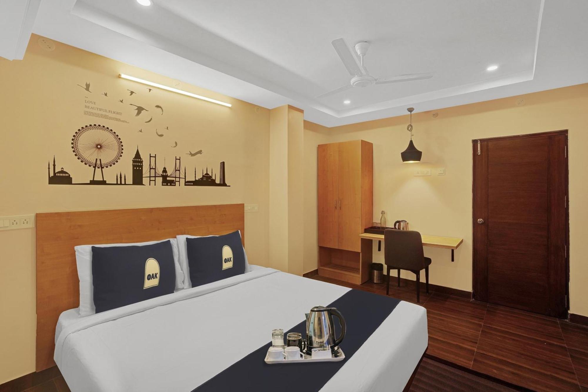 Capital O De Alphabet Kakinada Hotel Exterior photo