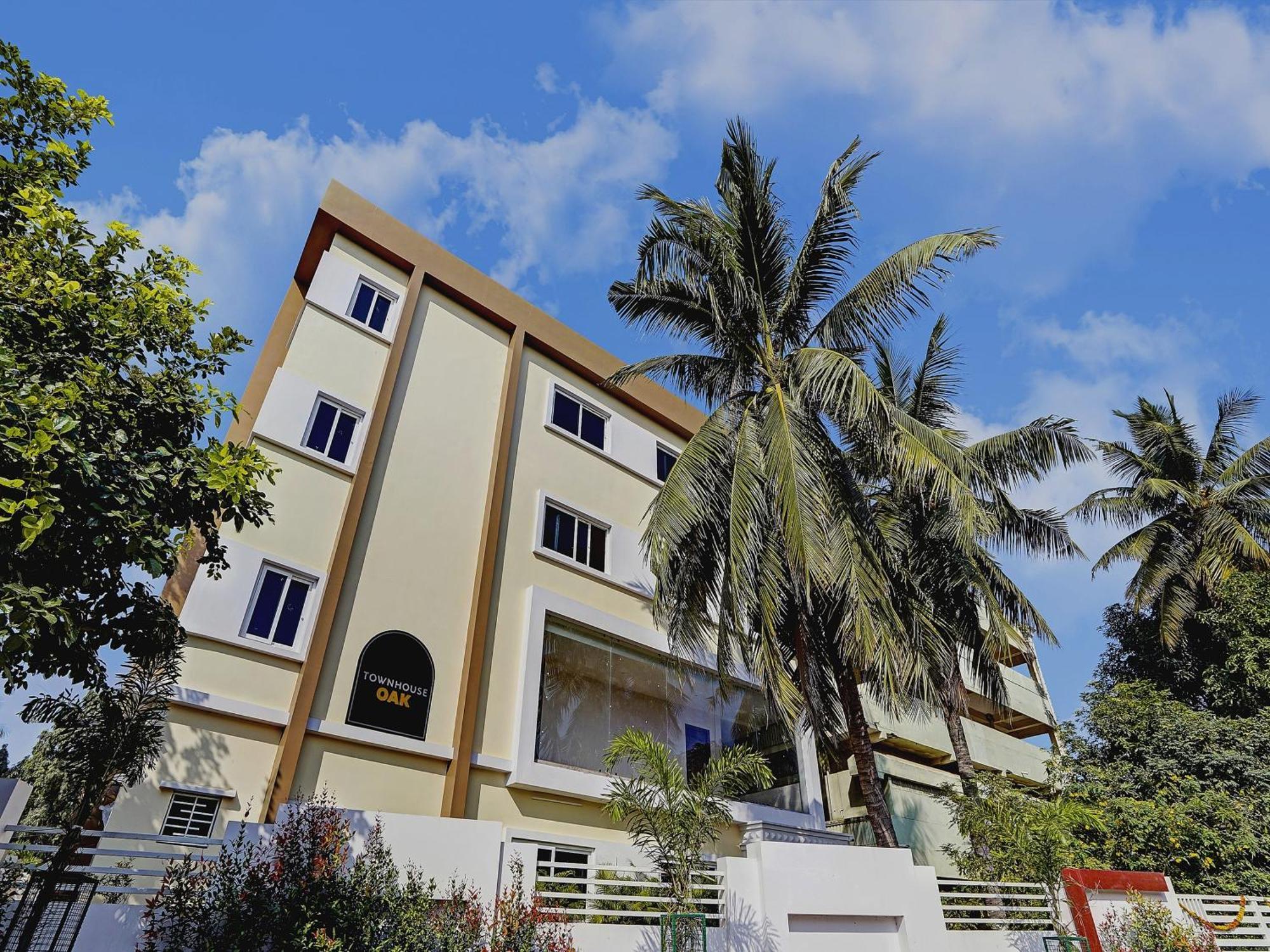 Capital O De Alphabet Kakinada Hotel Exterior photo